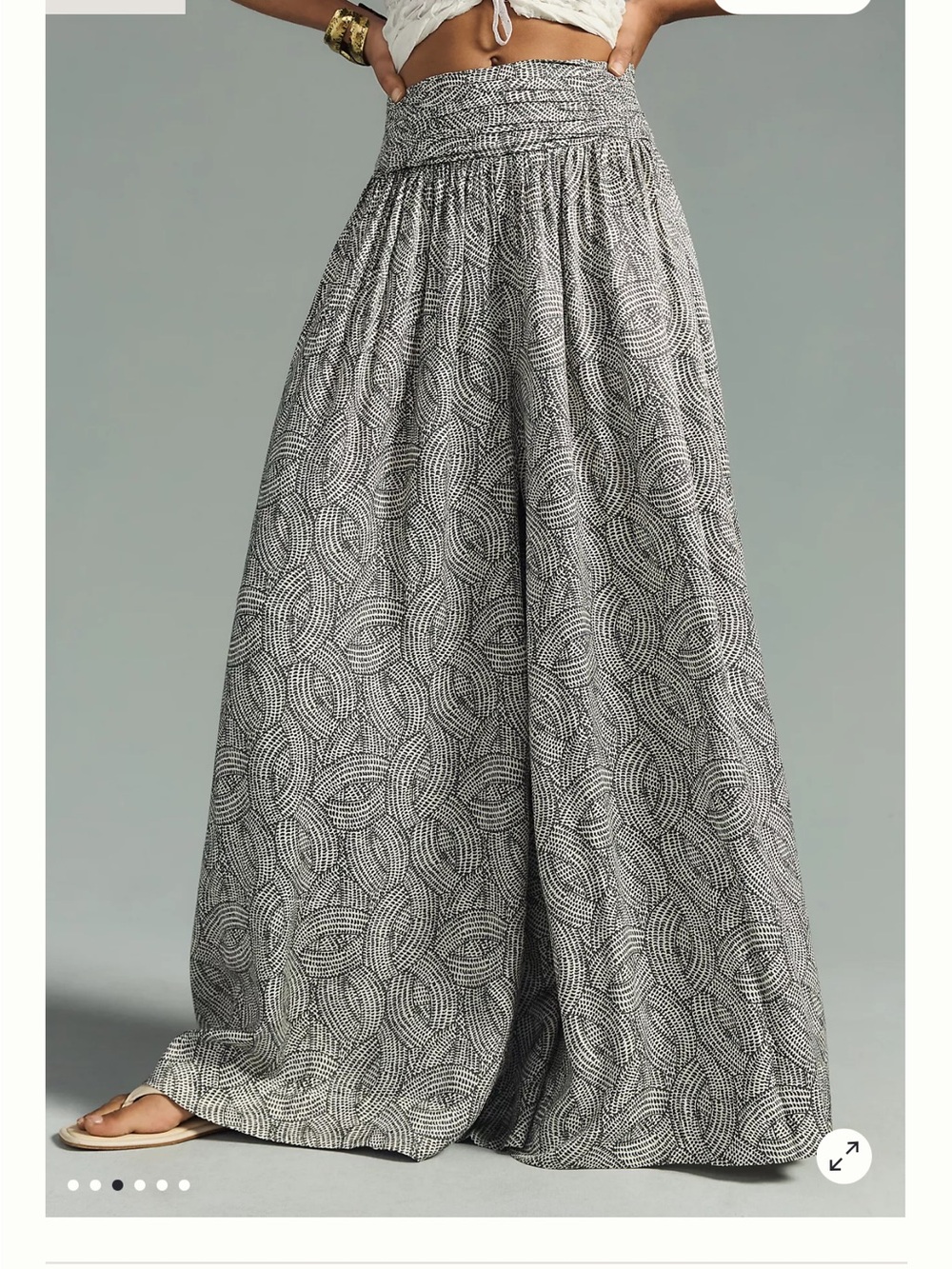 Anthropologie Gray & White geometric Flowy Wide-Leg Palazzo Pants